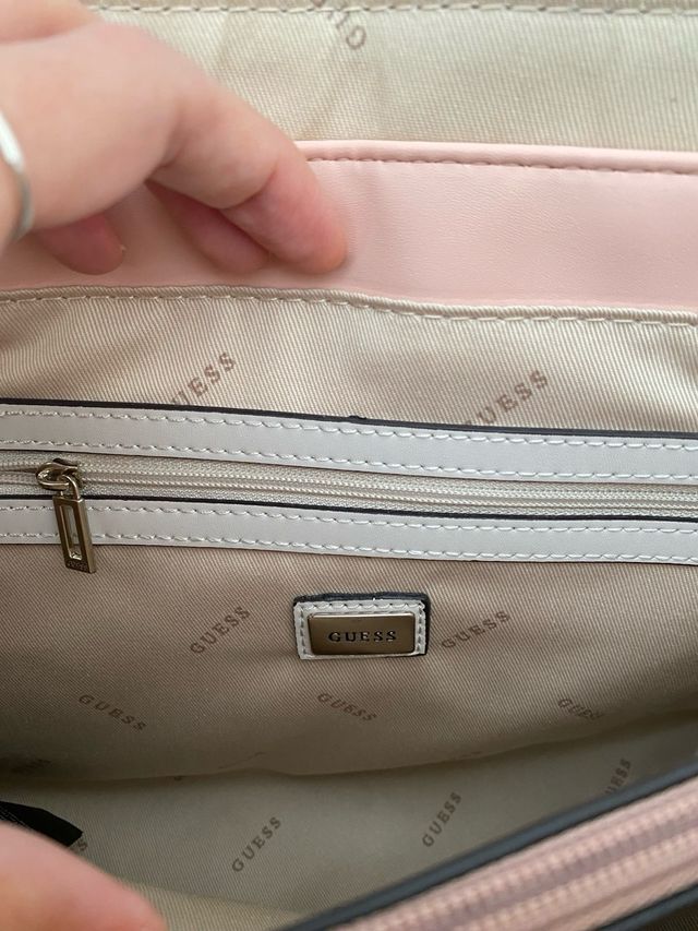 ¡REBAJADO HOY! SIN ESTRENAR. Bolso original Guess