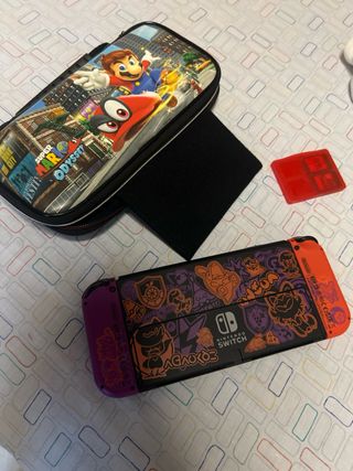 Nintendo Switch OLED EDICION ESCARLATA Y PURPURA