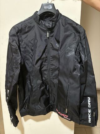 Chaqueta Ducati Corse Negra, motera.