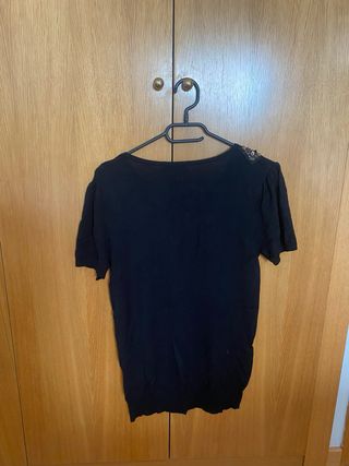 Jersey negro c/tachuelas