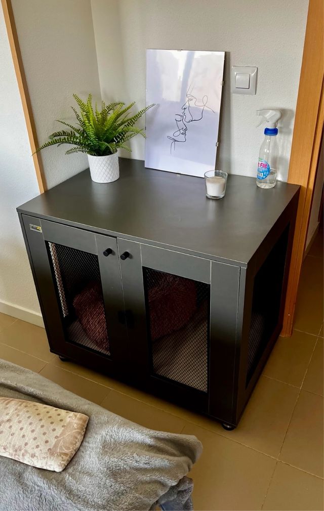 Cama /Jaula + colchón Moderna para Mascotas.