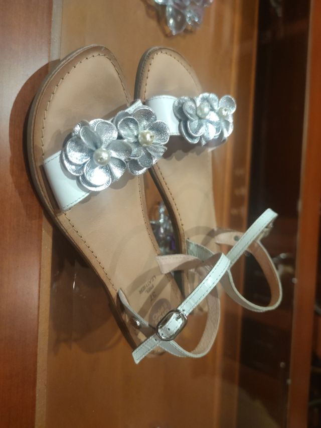 Sandalias Gioseppo niña blancas plata