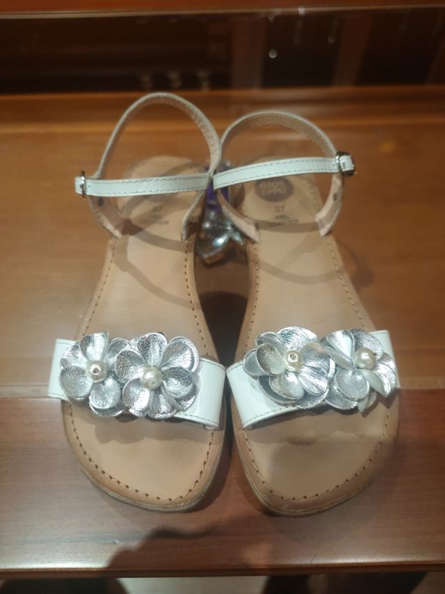 Sandalias Gioseppo niña blancas plata