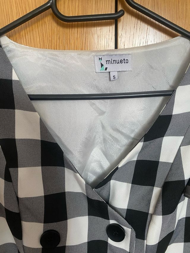 Vestido vichy blanco y negro