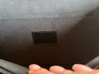 Bolso Louis Vuitton Dauphine MM - Negro