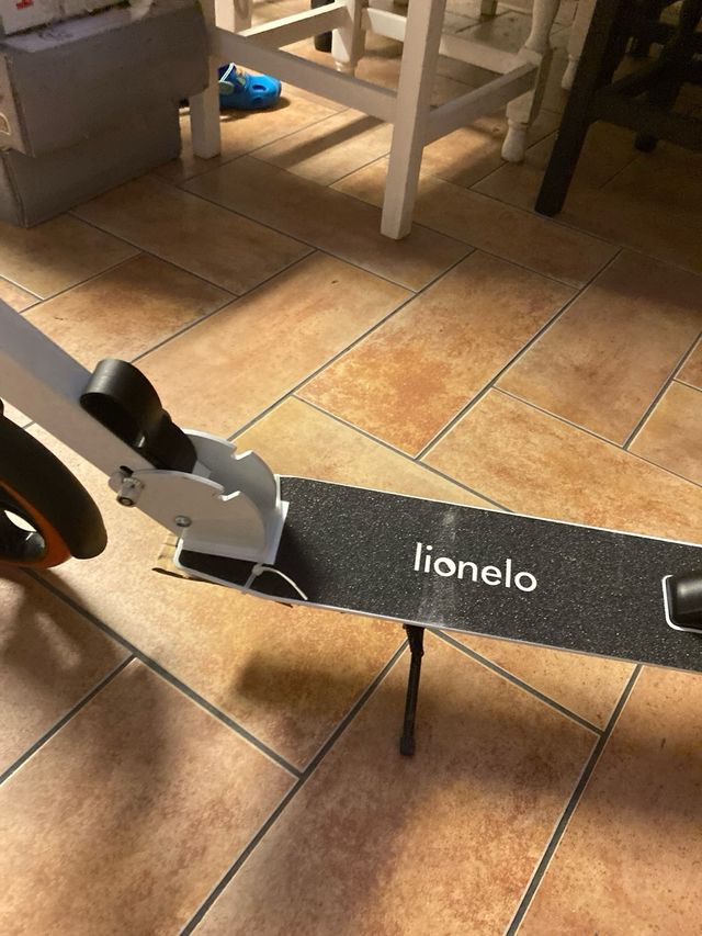 Patinete/scooter XL sin estrenar