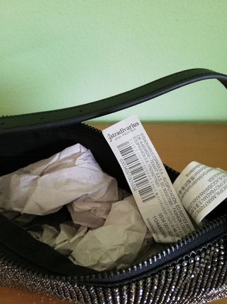 Bolso negro pedreria