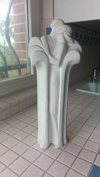 Statua Coppia Abbraccio