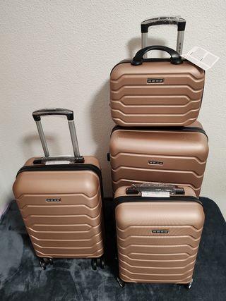 Juego maletas viaje