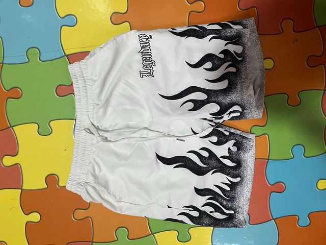 Shorts flame print