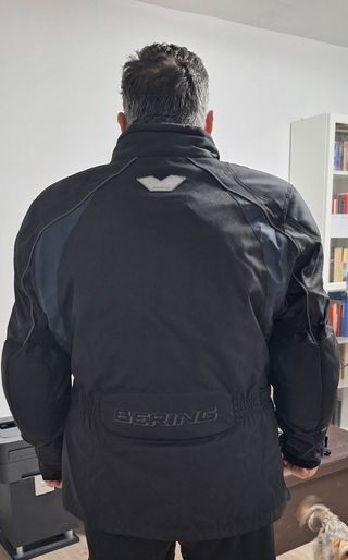 Chaqueta moto Bering usada