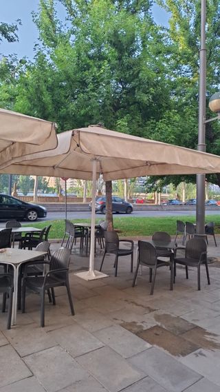 2 Sombrillas terraza