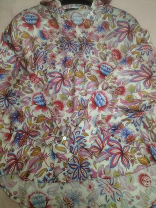 Blusa Zara floreale multicolor
