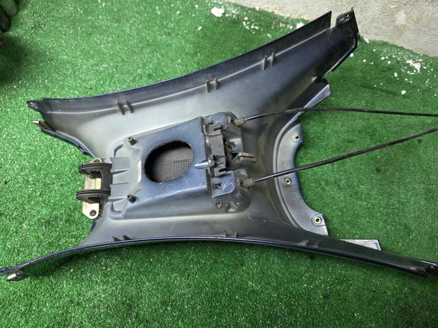 Tapa central piaggio x8