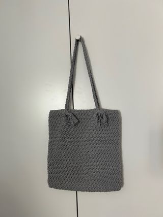 Bolso crochet gris hecho a mano