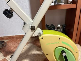 Bicicleta estática plegable