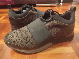 Zapatillas MTNG negras y verdes 38