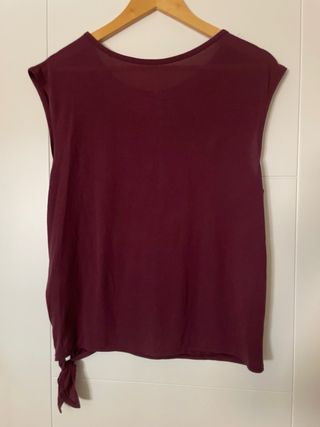 Camiseta  deporte morada nudo