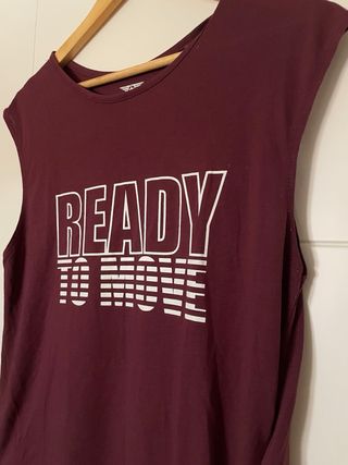 Camiseta  deporte morada nudo