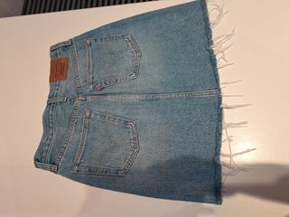 Minifalda Levi's - Vaquera Desgastada talla 25