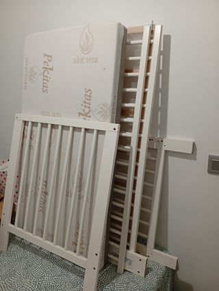 Cuna bebé Ikea + Colchón 
