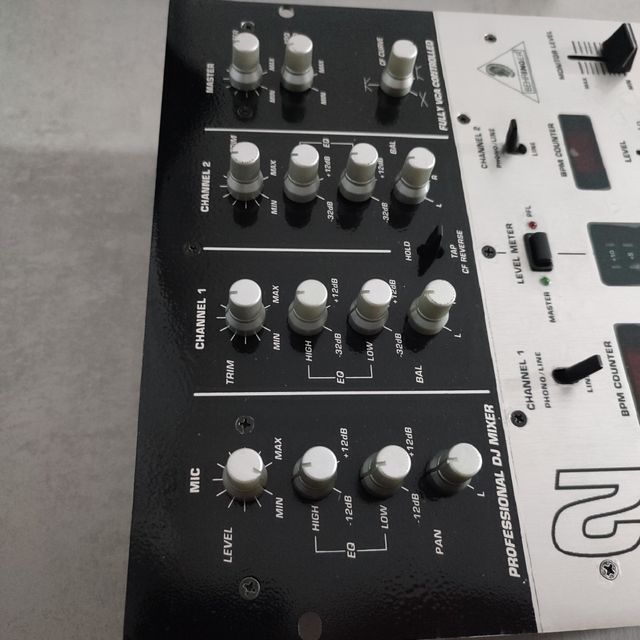 Mixer Behringer DX052 - DJ