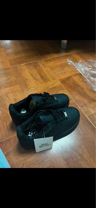 Nike Air Force 1 negras