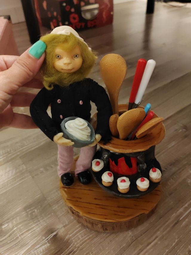 Muñeco artesano pastelero