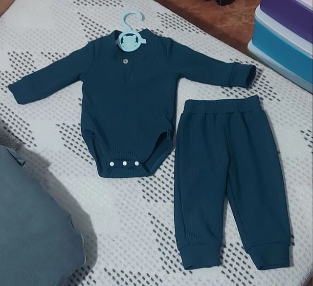 2 CONJUNTOS BEBÉ