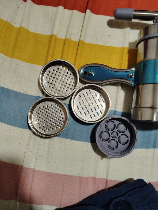 Exprimidor de pasta acero inox