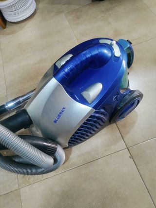 Aspiradora Bluesky - Aspiradora potente