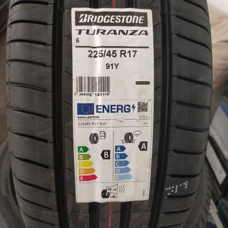 Neumático Bridgestone 225/45 R17  NUEVO CN MONTAJE