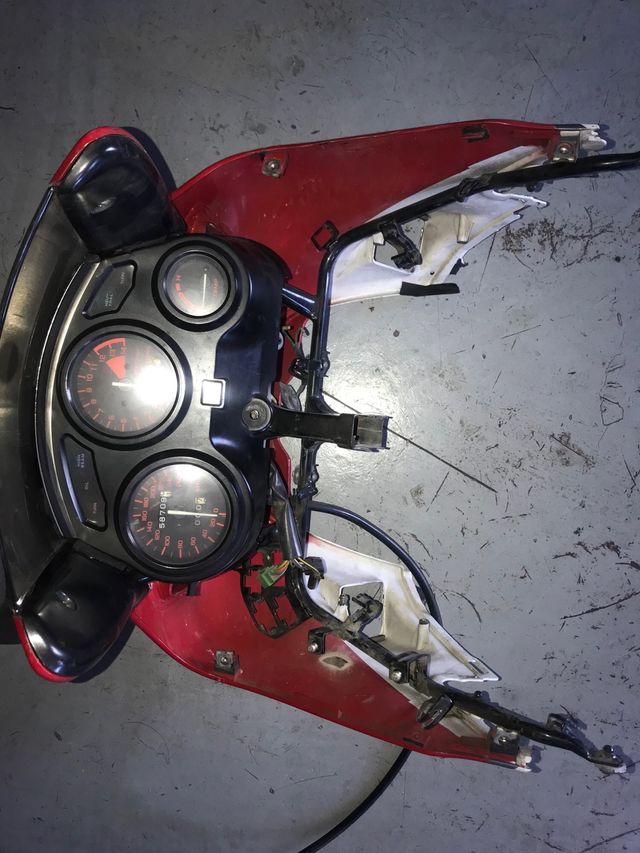 Honda CBR 600F: Repuestos