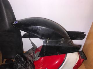 Honda CBR 600F: Repuestos.