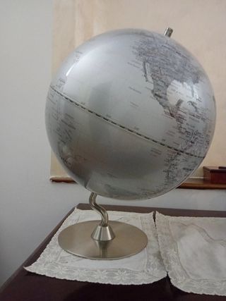 Mappamondo acciaio satinato