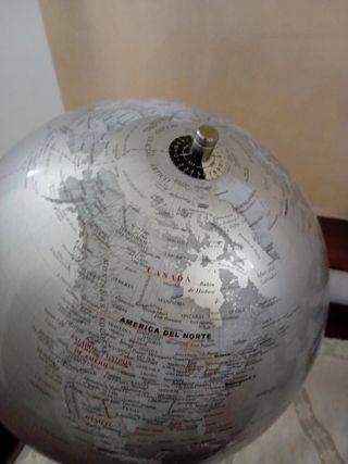 Mappamondo acciaio satinato
