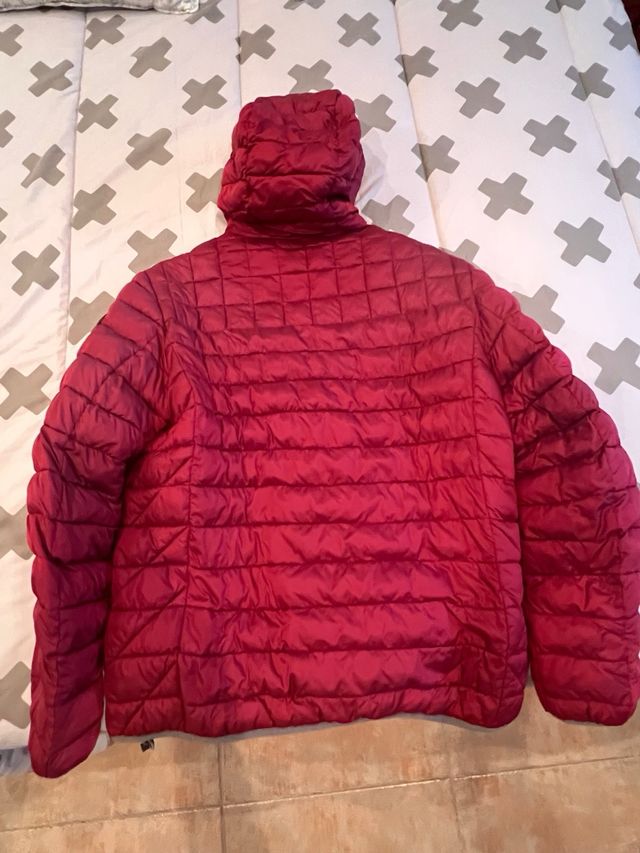Chaqueta roja acolchada XL