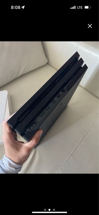PS4 (PlayStation 4) Slim - Negra