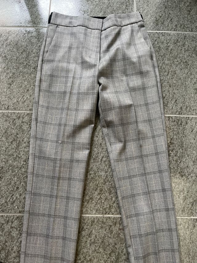 Pantalón Zara Gris S