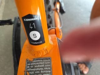 Bicicletta elettrica Conway,biammortizzata.