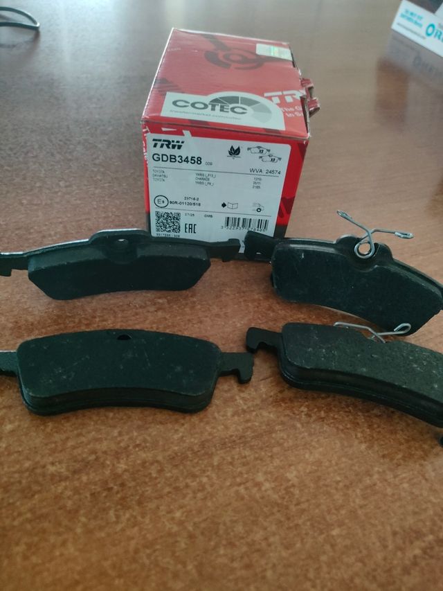 Pastillas freno TRW GDB3458 Toyota Yaris