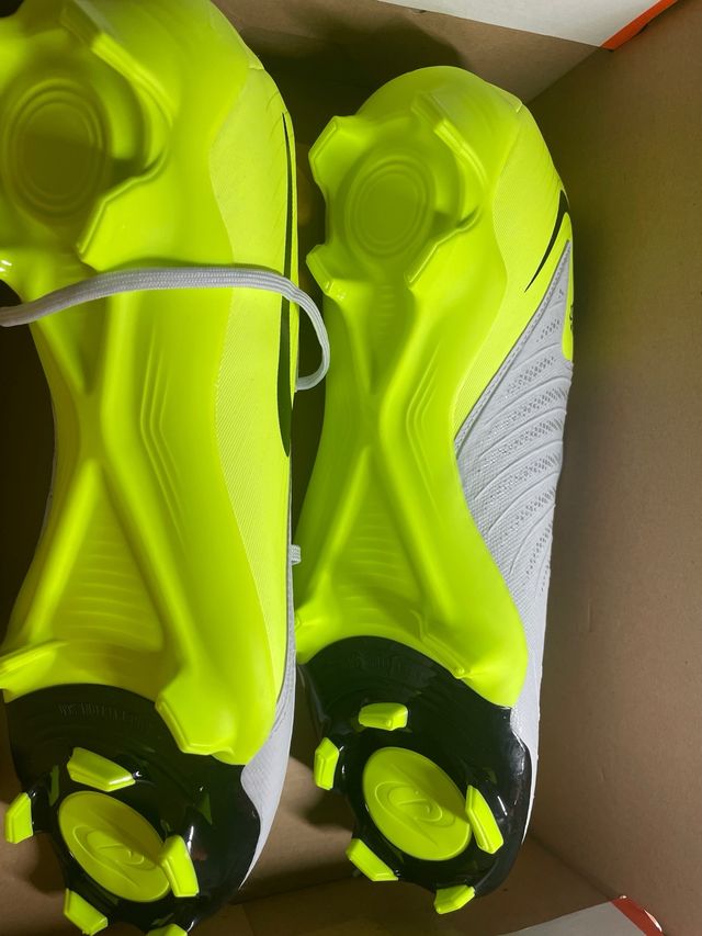 Nike Phantom Vision - Botas Fútbol Talla 47
