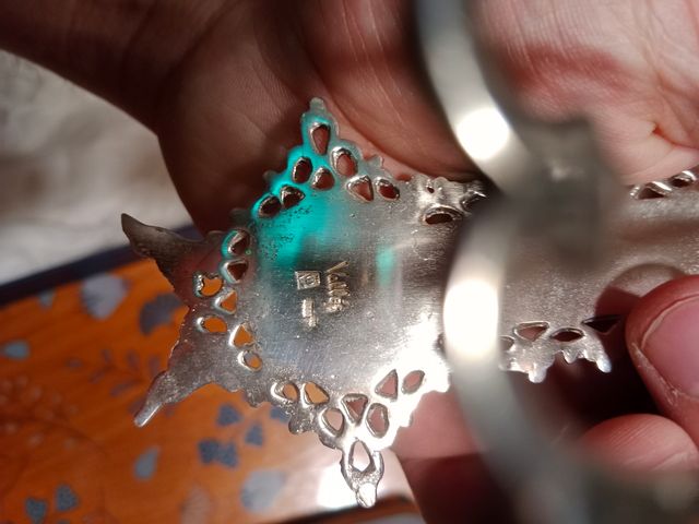 Croce religiosa in argento smaltato