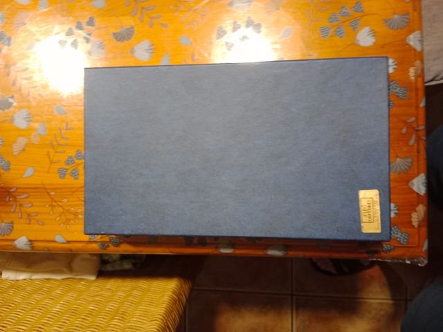 Croce religiosa in argento smaltato