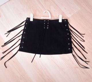Mini Falda Negra Flecos