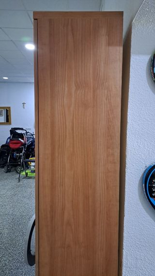 Vitrina marrón 2 puertas - Madera y cristal