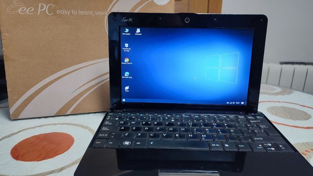 Notebook Asus 1005 con Windows 10
