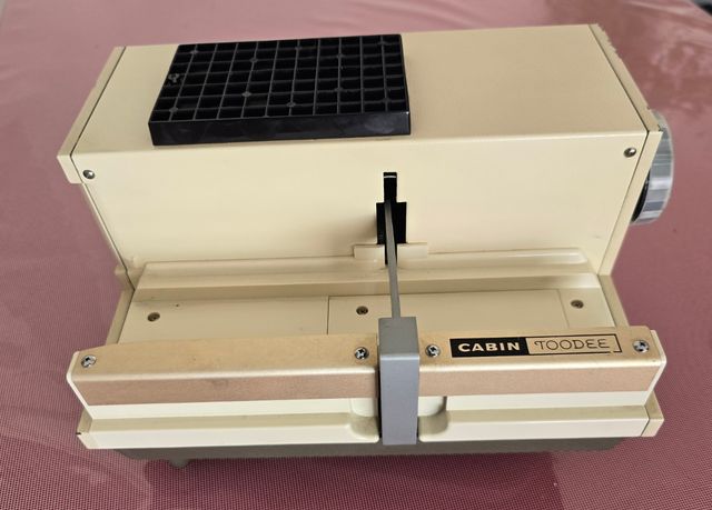 Proyector CABIN de diapositivas