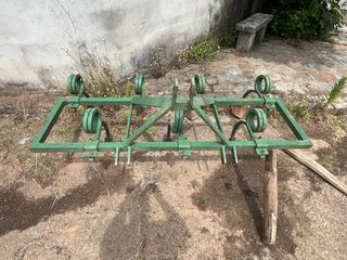 Arado cultivador  1,9 metros herramienta agrícola