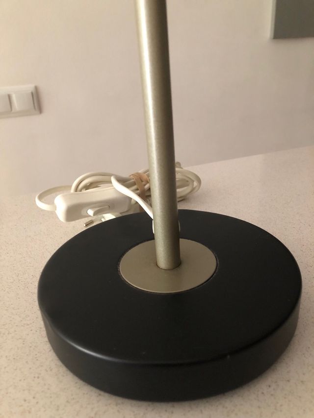 Lampara escritorio vintage negra